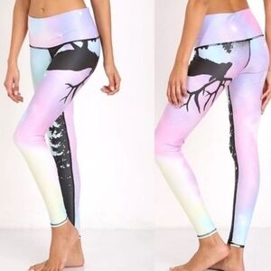Teeki Northern Lights Multicolor Leggings with Black Moose